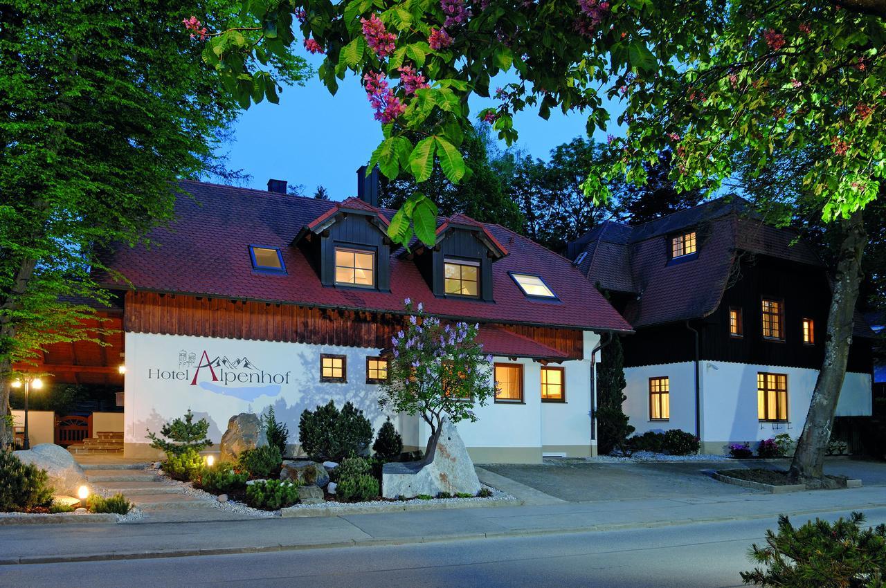 Alpenhof Hotell Gauting Exteriör bild