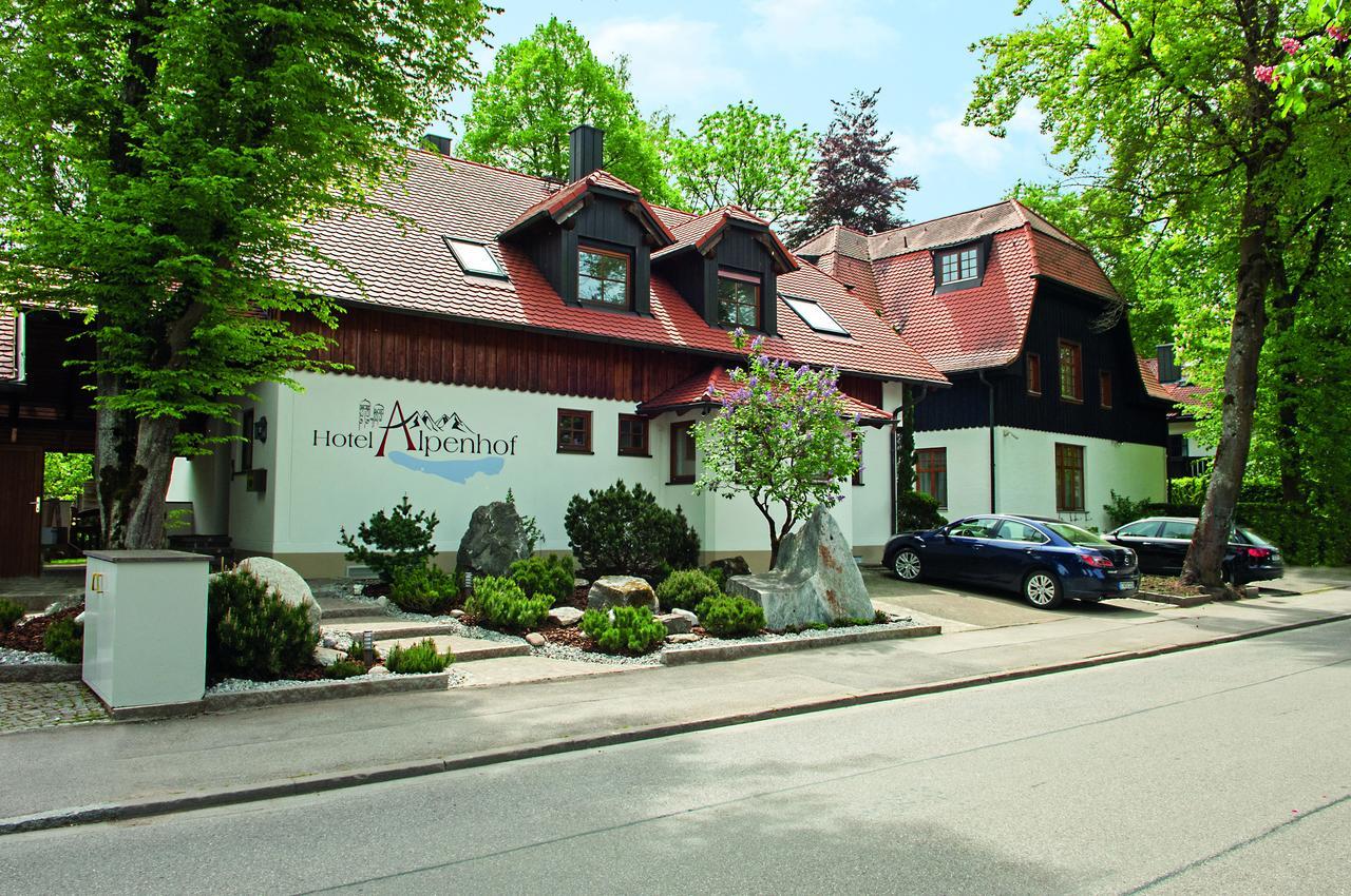 Alpenhof Hotell Gauting Exteriör bild
