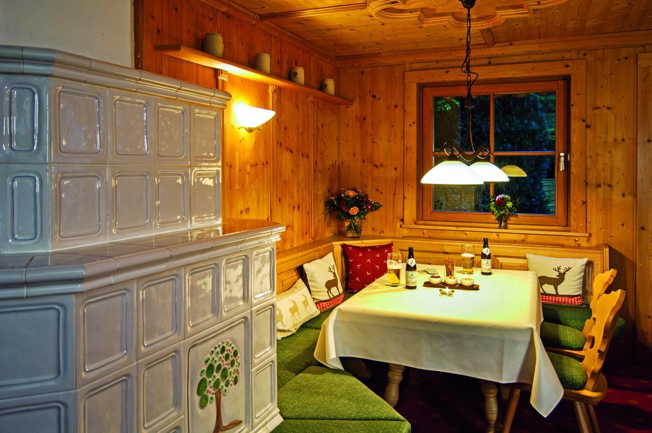Alpenhof Hotell Gauting Exteriör bild