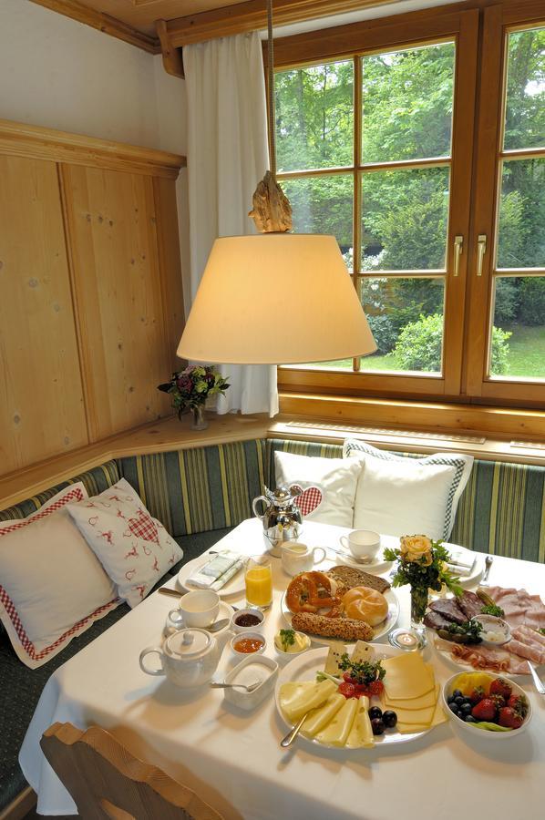 Alpenhof Hotell Gauting Exteriör bild