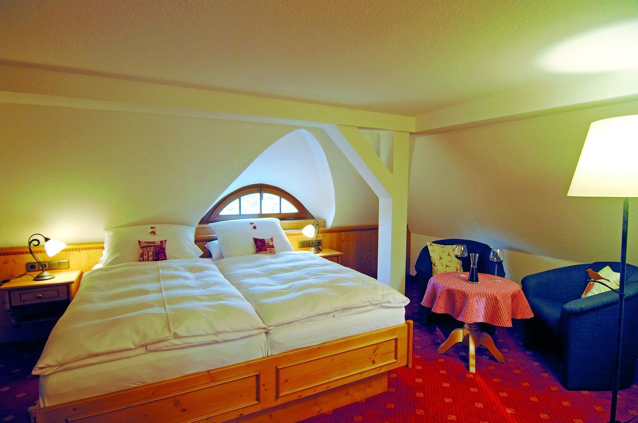 Alpenhof Hotell Gauting Exteriör bild